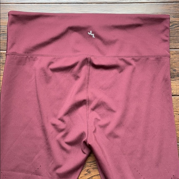 NWOT JoyLab 3/4 leggings tights maroon high rise - Picture 6 of 6
